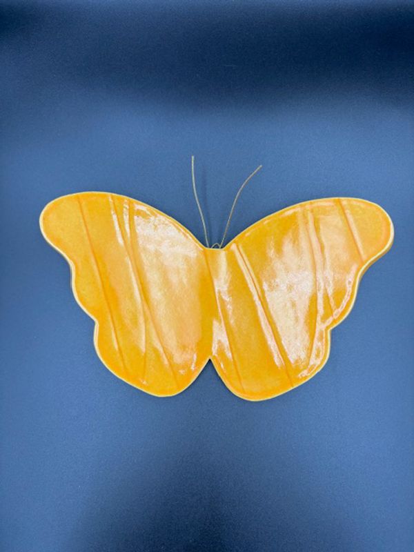 Sommerfugl gul medium